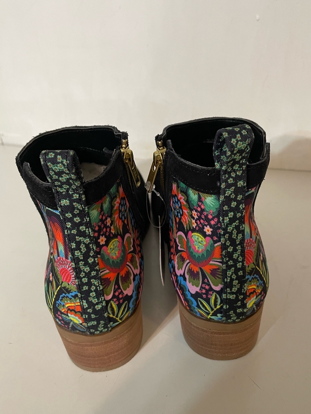 INKKAS Booties NWT - Picture 4 of 9